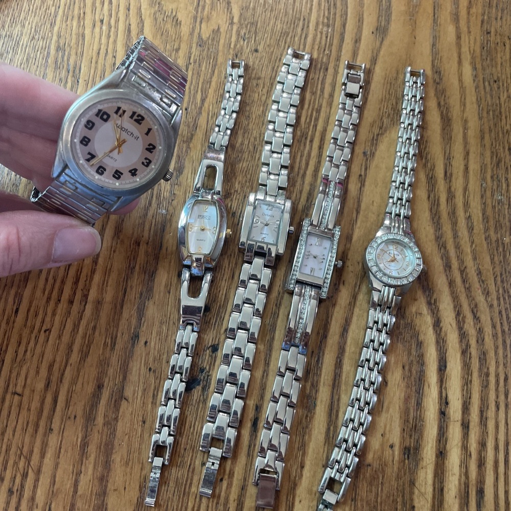 5 Vintage Watches Silver Tone Bracelet Quartz